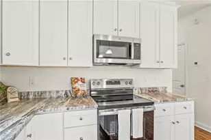 4160 Moat Dr, Winston-Salem, NC 27101 - Photo 11
