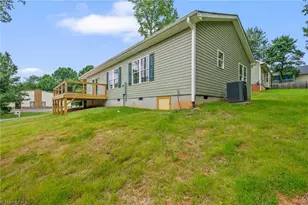 4160 Moat Dr, Winston-Salem, NC 27101 - Photo 33