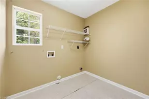 2002 Lannigan Dr, Greensboro, NC 27406 - Photo 31