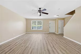 2002 Lannigan Dr, Greensboro, NC 27406 - Photo 9