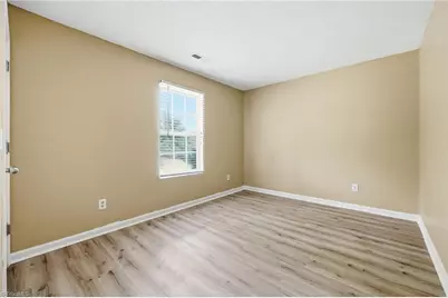 2002 Lannigan Drive, Greensboro, NC 27406 - Photo 29