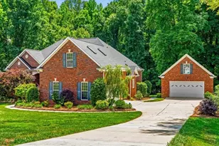 583 Carson Ridge Dr, Oak Ridge, NC 27310 - Photo 3