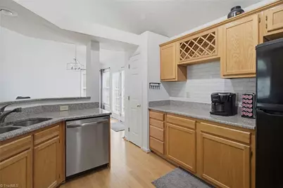 1509 Squires Lane, Kernersville, NC 27284 - Photo 15