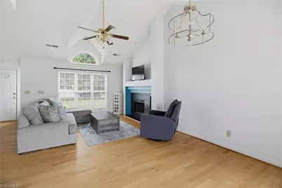 1509 Squires Lane, Kernersville, NC 27284 - Photo 11