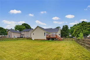 1509 Squires Ln, Kernersville, NC 27284 - Photo 27