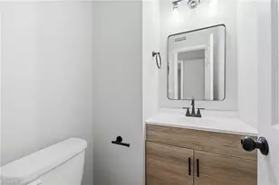 908 Ashe St, Greensboro, NC 27406 - Photo 17