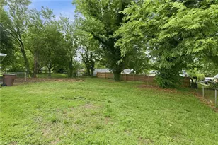 908 Ashe St, Greensboro, NC 27406 - Photo 31