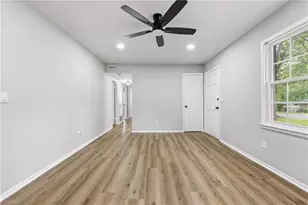 908 Ashe St, Greensboro, NC 27406 - Photo 9