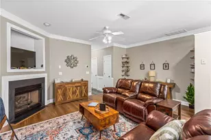 4414 Piedmont Trace Dr, Greensboro, NC 27409 - Photo 9