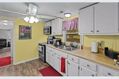 134 Shamu Drive, Reidsville, NC 27320 - Photo 9