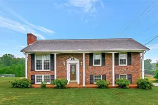 132 Sparta Rd, North Wilkesboro, NC 28659 - Photo 1