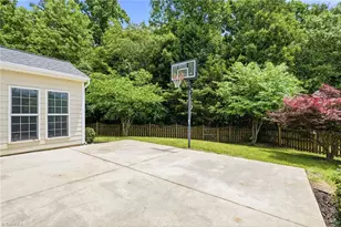 3805 Cottesmore Dr, High Point, NC 27265 - Photo 35