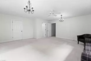 806 McNair Ct, High Point, NC 27265 - Photo 31