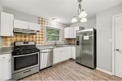 5021 Eastwin Drive, Winston-Salem, NC 27104 - Photo 7