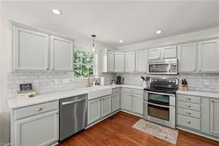 7900 McCreedy Dr, Oak Ridge, NC 27310 - Photo 9