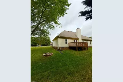 936 George Place Drive, Kernersville, NC 27284 - Photo 25