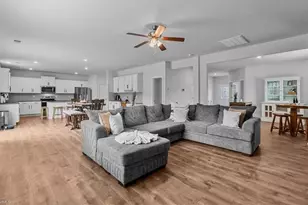 146 Carson Ct, Winston-Salem, NC 27107 - Photo 9