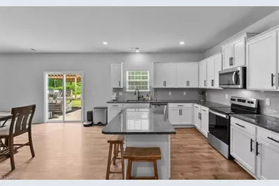 146 Carson Court, Winston-Salem, NC 27107 - Photo 15