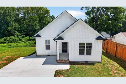 1313 Kearns Alley, High Point, NC 27260 - Photo 3