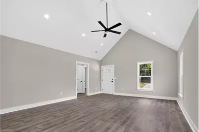 1313 Kearns Alley, High Point, NC 27260 - Photo 31