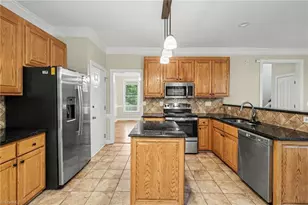 461 Kingsmill Dr, Advance, NC 27006 - Photo 5