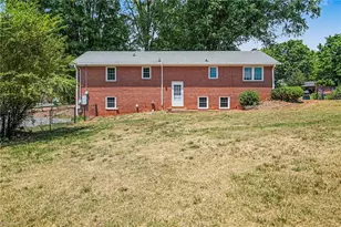 671 Dover Dr, Winston-Salem, NC 27104 - Photo 21