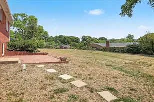 671 Dover Dr, Winston-Salem, NC 27104 - Photo 15