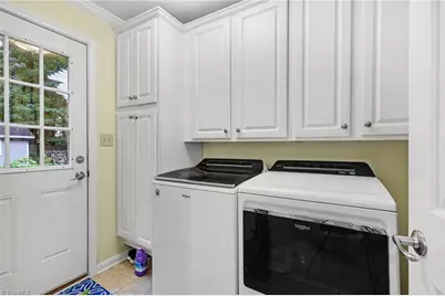 4015 Baytree Court, High Point, NC 27265 - Photo 23