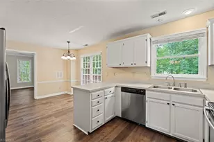 1091 Stamford Club Dr, Rural Hall, NC 27045 - Photo 25