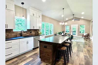 128 Arrowood Lane, Harmony, NC 28634 - Photo 5