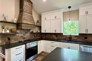 128 Arrowood Ln, Harmony, NC 28634 - Photo 21