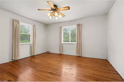 3608 Kirby Drive, Greensboro, NC 27403 - Photo 17