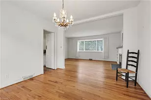 3608 Kirby Dr, Greensboro, NC 27403 - Photo 9