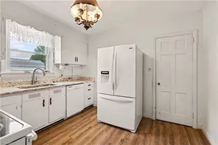 3608 Kirby Dr, Greensboro, NC 27403 - Photo 11
