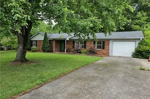 214 Mountain Brook Dr, King, NC 27021 - Photo 1