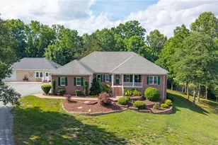 2648 Millbrook Dr, Haw River, NC 27258 - Photo 47