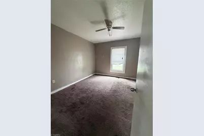 112 Hobbs Avenue, Thomasville, NC 27360 - Photo 7