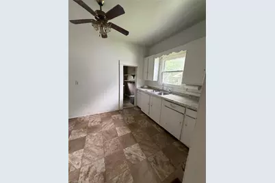 112 Hobbs Avenue, Thomasville, NC 27360 - Photo 9