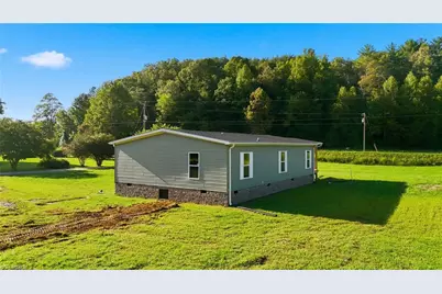 7825 Nc Highway 16, Millers Creek, NC 28651 - Photo 7