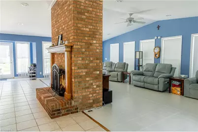 4602 Ramblewood Drive, Greensboro, NC 27406 - Photo 9