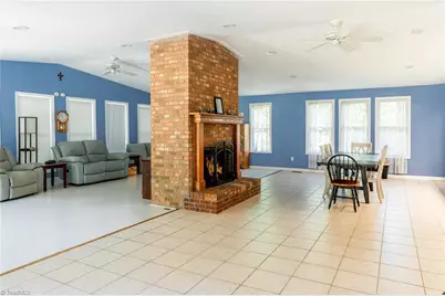 4602 Ramblewood Drive, Greensboro, NC 27406 - Photo 13