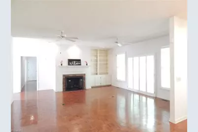 329 Laurel Street, Mount Airy, NC 27030 - Photo 3