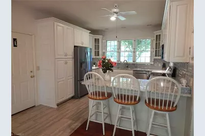 329 Laurel Street, Mount Airy, NC 27030 - Photo 23