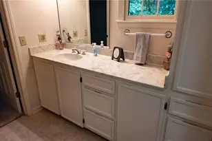 329 Laurel St, Mount Airy, NC 27030 - Photo 27