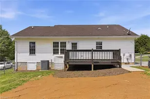 108 McCleskey Dr, Yadkinville, NC 27055 - Photo 31