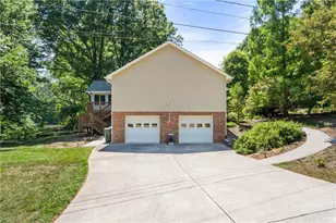 740 Lynn Dee Dr, Winston-Salem, NC 27104 - Photo 29