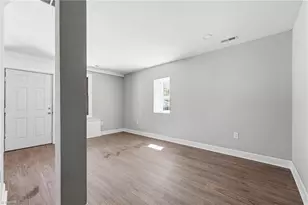 125 The Blvd, Eden, NC 27288 - Photo 9