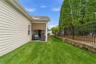 1282 Cedarline Ln, Winston-Salem, NC 27103 - Photo 39