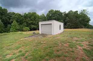 181 Layell Rd, Elkin, NC 28621 - Photo 21
