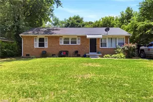 1608 E Cone Blvd, Greensboro, NC 27405 - Photo 3
